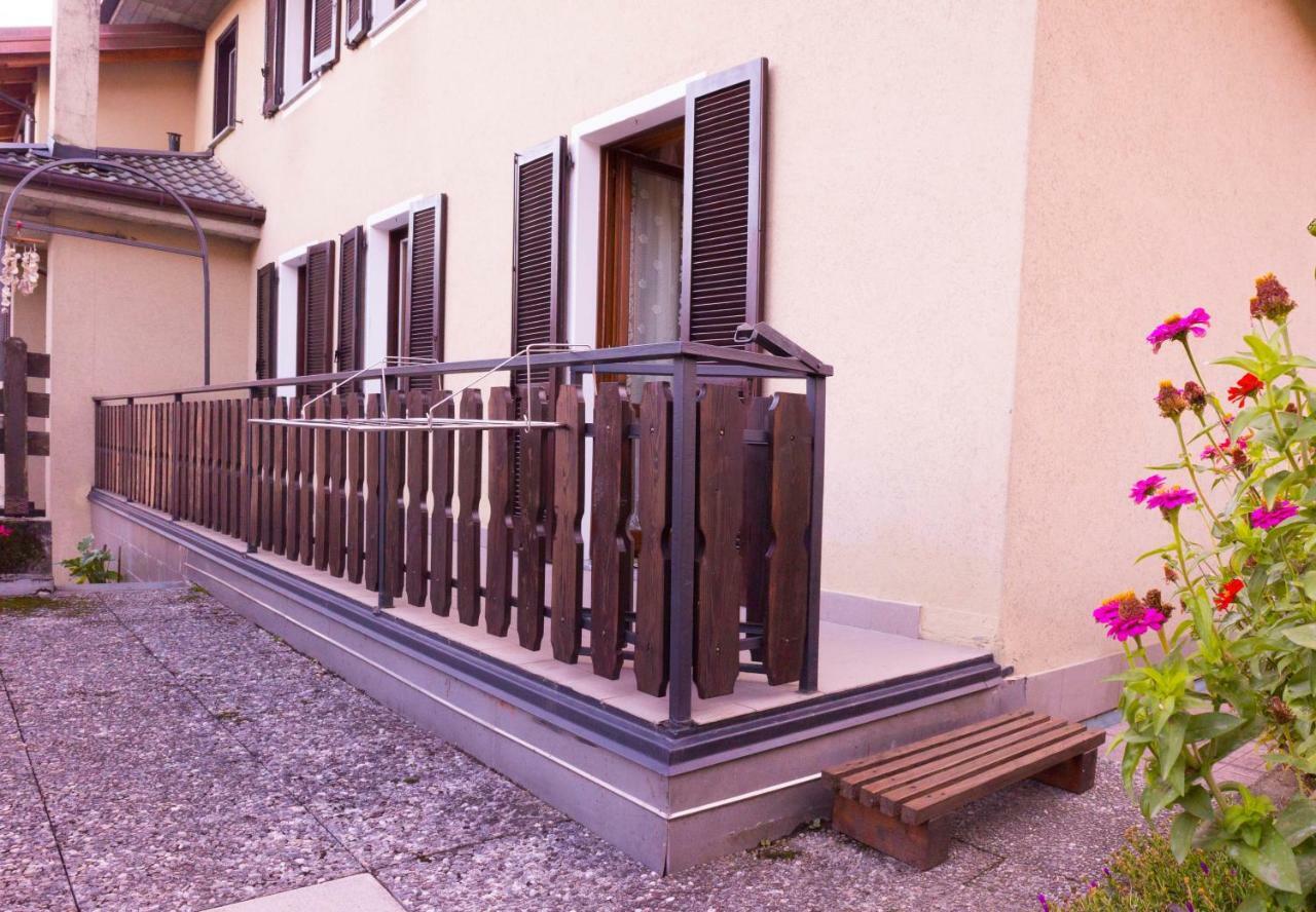 Villa Maurice Des Alpes Teglio Exterior foto